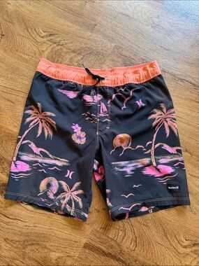 Hurley Boys 7/8 Tropical Palm Tree Sunset Boardshorts Swim Trunks